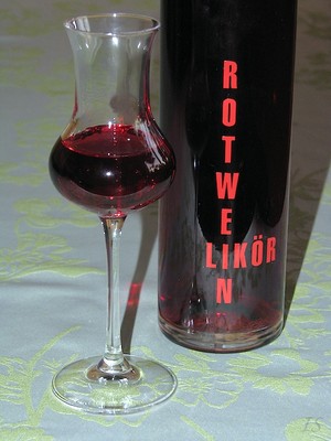 Rotweinlikör Rezept