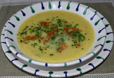 Rezept Kartoffelsuppe mit geröstenen Schinkenstreifen Kartoffelsuppe mit geröstenen Schinkenstreifen Rezept