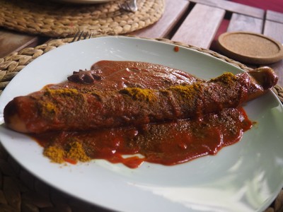 Rezept Currywurst mit Kartoffelecken Currywurst mit Kartoffelecken Rezept