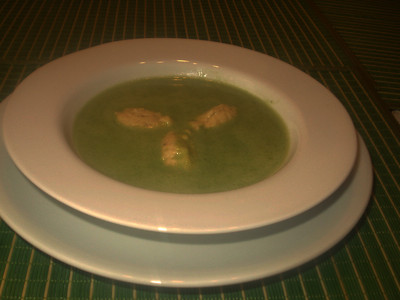 Bärlauchsuppe mit Käsenockerln Rezept