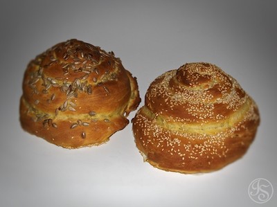 Rezept Buttermilch-Safran-Schnecken Buttermilch-Safran-Schnecken Rezept