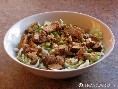 Rezept Chinakohlsalat mit Edamame und Mandeltofu Chinakohlsalat mit Edamame und Mandeltofu Rezept