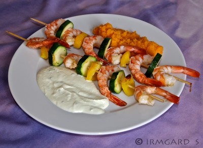 Rezept Garnelenspieße mit Knoblauchsoße Garnelenspieße mit Knoblauchsoße Rezept