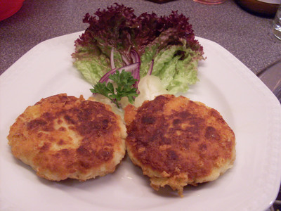 Rezept Kaspressknödel mit Salat Kaspressknödel mit Salat Rezept