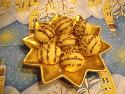 Rezept Mürbteig - Nougat- Kugeln Mürbteig - Nougat- Kugeln Rezept