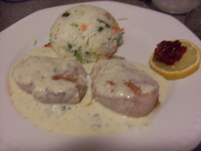 Schweinsmedaillions mit Gorgonzolasauce und Gemüsereis Rezept