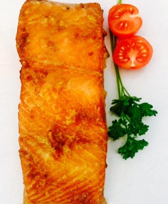 Rezept Asiatischer Lachs mit Niedergartemperatur Asiatischer Lachs mit Niedergartemperatur Rezept