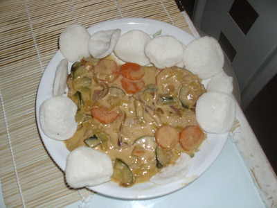 Red Curry mit Schweinsrücken und Hummerchips Rezept