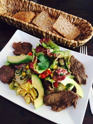 Rezept Salatteller mit Rinderfetzen Salatteller mit Rinderfetzen Rezept