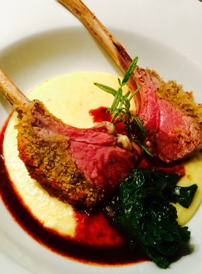 Rezept Lammkoteletts mit Kräuterkruste Lammkoteletts mit Kräuterkruste Rezept