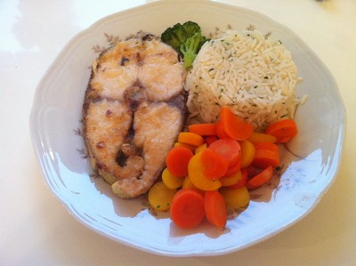 Rezept Schwertfischfilet mit gemischtem Gemüse und Reis Schwertfischfilet mit gemischtem Gemüse und Reis Rezept