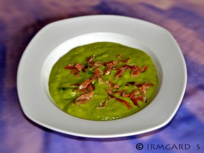 Rezept Spargelsuppe mit Schinkenspeck Spargelsuppe mit Schinkenspeck Rezept
