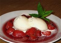 Rezept Heiße Erdbeeren in Rotwein Heiße Erdbeeren in Rotwein Rezept