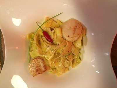 Rezept Tagliatelle in Weißweinsauce und mit Jakobsmuscheln Tagliatelle in Weißweinsauce und mit Jakobsmuscheln Rezept