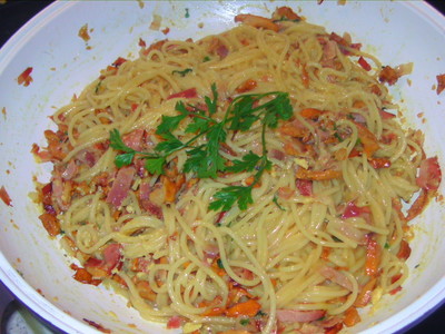 Rezept Schnelle Spaghetti alla Carbonara mit Eierschwammerl´n Schnelle Spaghetti alla Carbonara mit Eierschwammerl´n Rezept