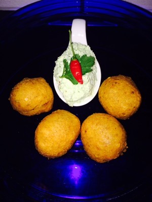 Rezept ROTE LINSEN Bällchen mit Kokossauce ROTE LINSEN Bällchen mit Kokossauce Rezept