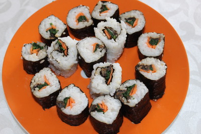 Rezept Sushi mit Champignons und Spinat Sushi mit Champignons und Spinat Rezept