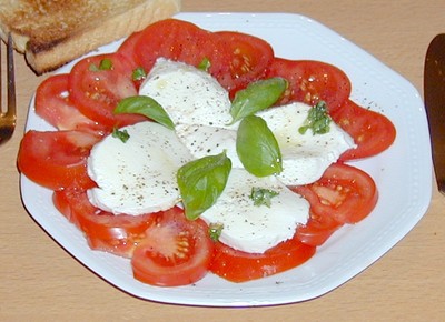 Rezept Mozarella mit Tomaten Mozarella mit Tomaten Rezept