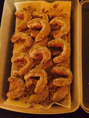 Rezept Vanillekipferl ( nach Urli´s Rezept) Vanillekipferl ( nach Urli´s Rezept) Rezept