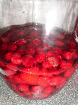 Rezept Himbeer - Schnaps Himbeer - Schnaps Rezept