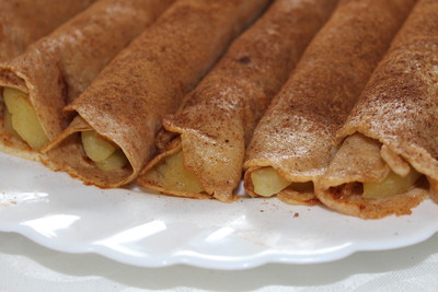 Rezept Zimtpalatschinken mit Äpfelfüllung Zimtpalatschinken mit Äpfelfüllung Rezept